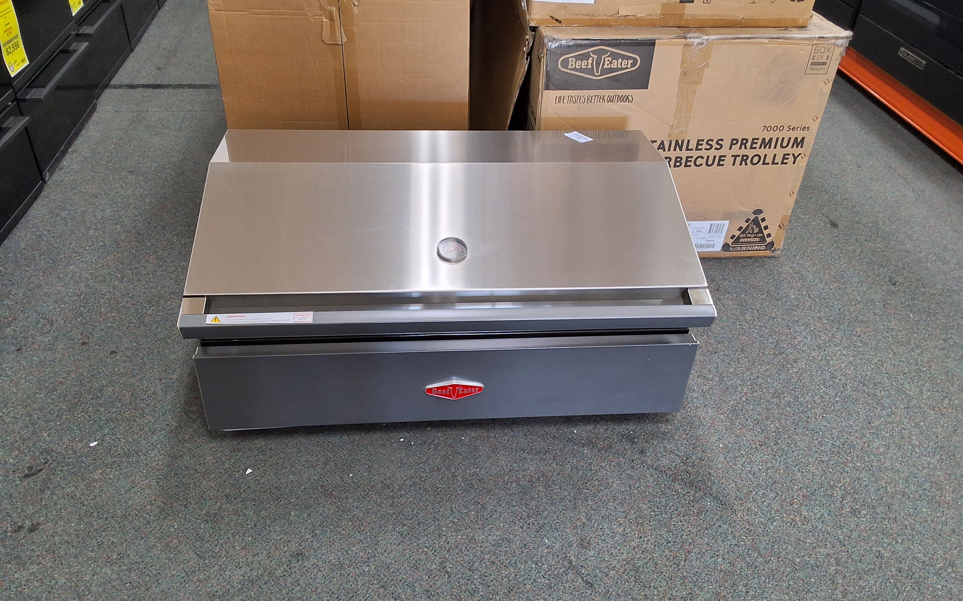 BEEFEATER BDB1550GB 1700 Series - 5 Burner Build-In BBQ