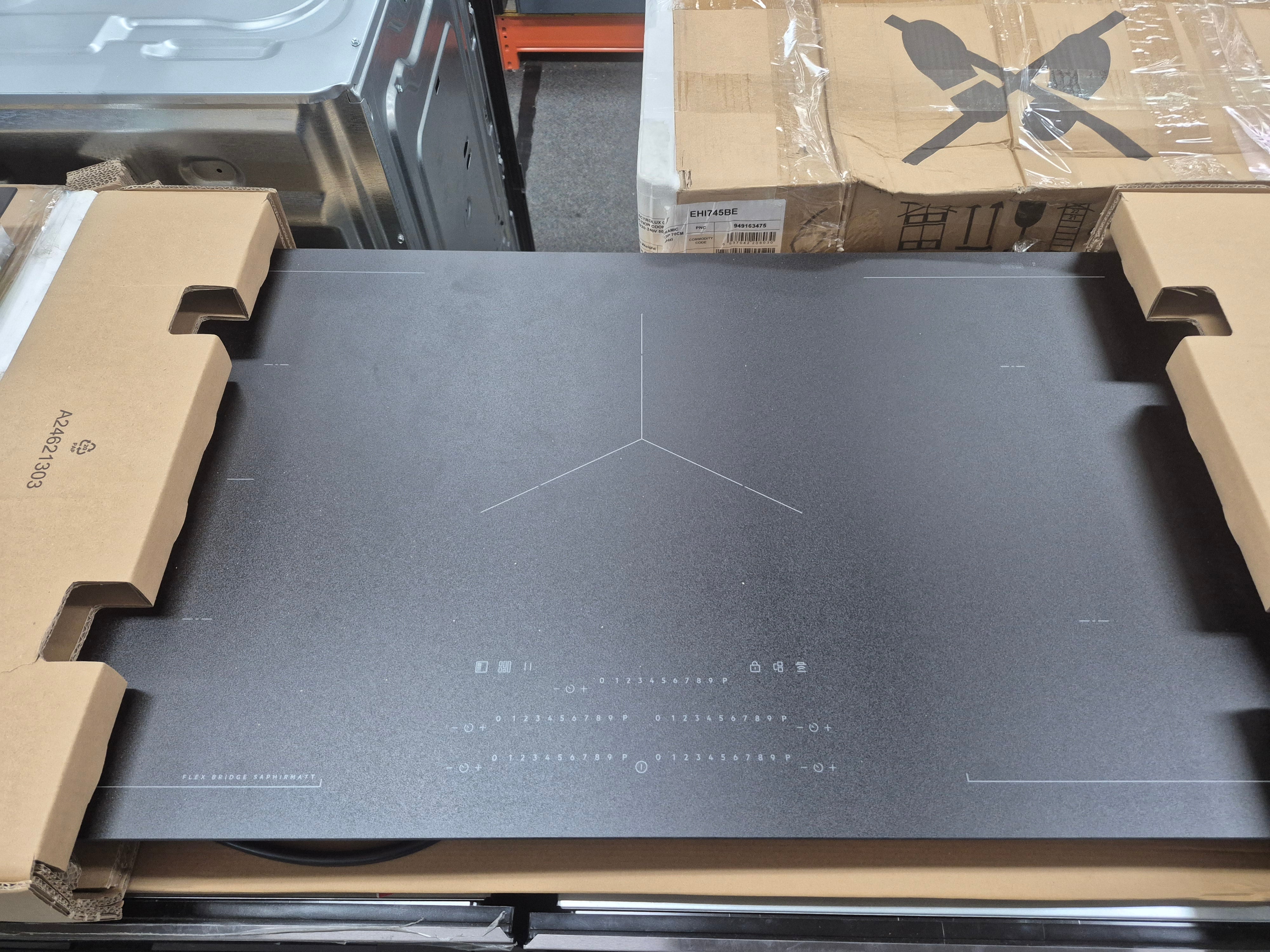 AEG NIK95100FZ 90cm 6000 Series 5 Zone Saphir Matt Induction Cooktop