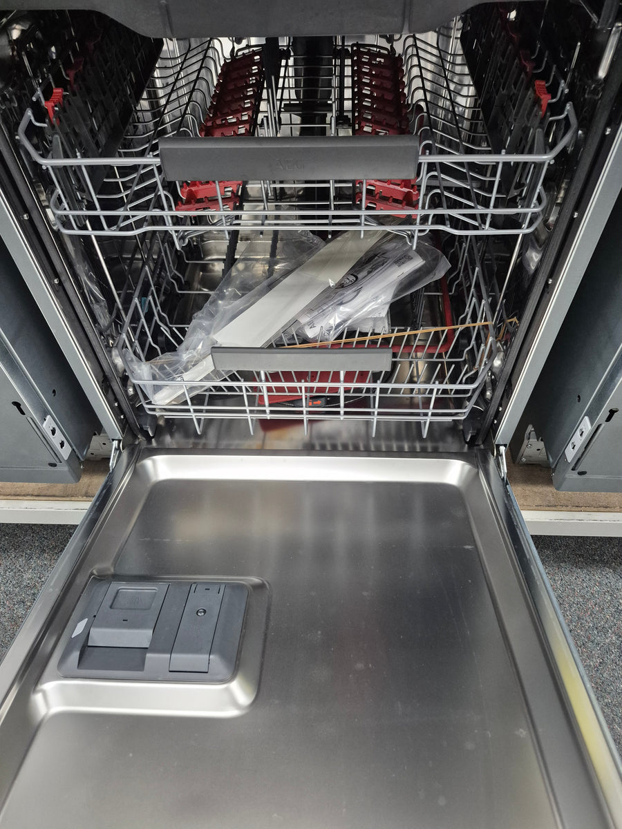 AEG FSE73700RO 60cm Fully-Integrated Dishwasher