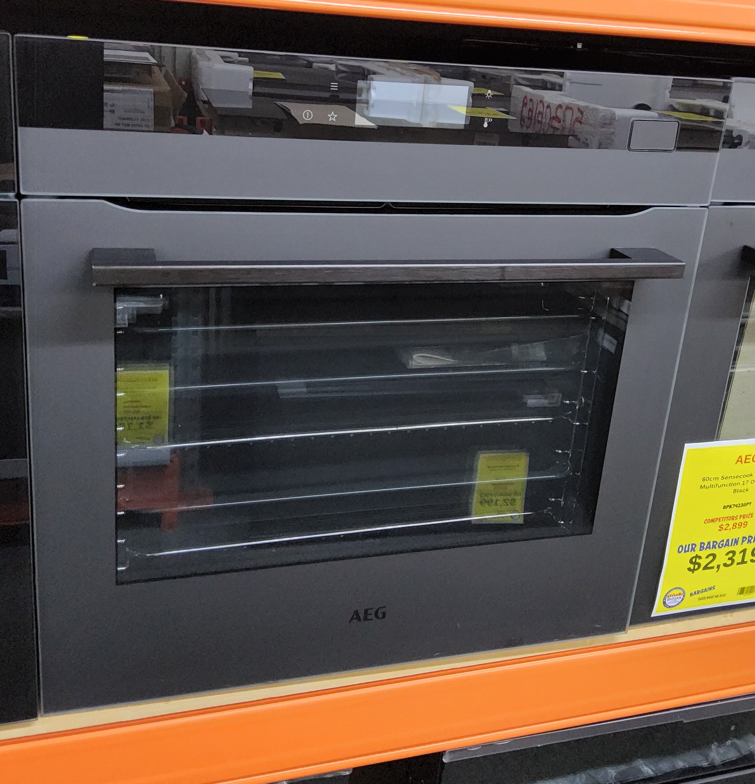 AEG BSK77438PT 60cm SteamCrisp Pyroluxe Multifunction Oven - Matte Black