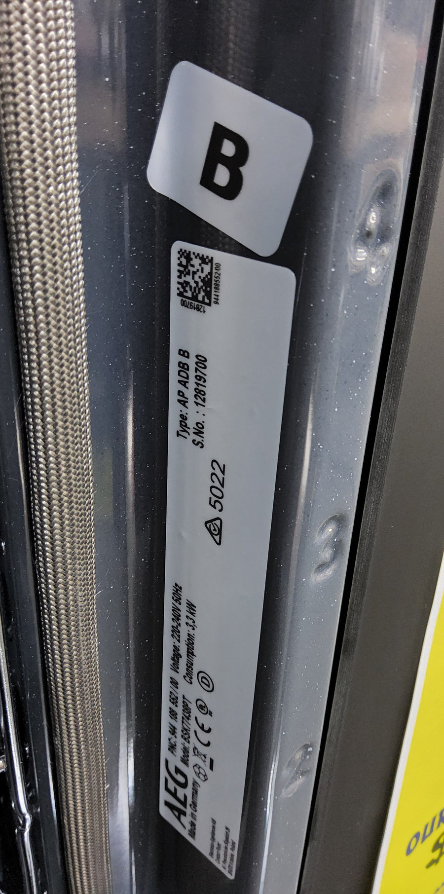 AEG BSK77438PT 60cm SteamCrisp Pyroluxe Multifunction Oven - Matte Black