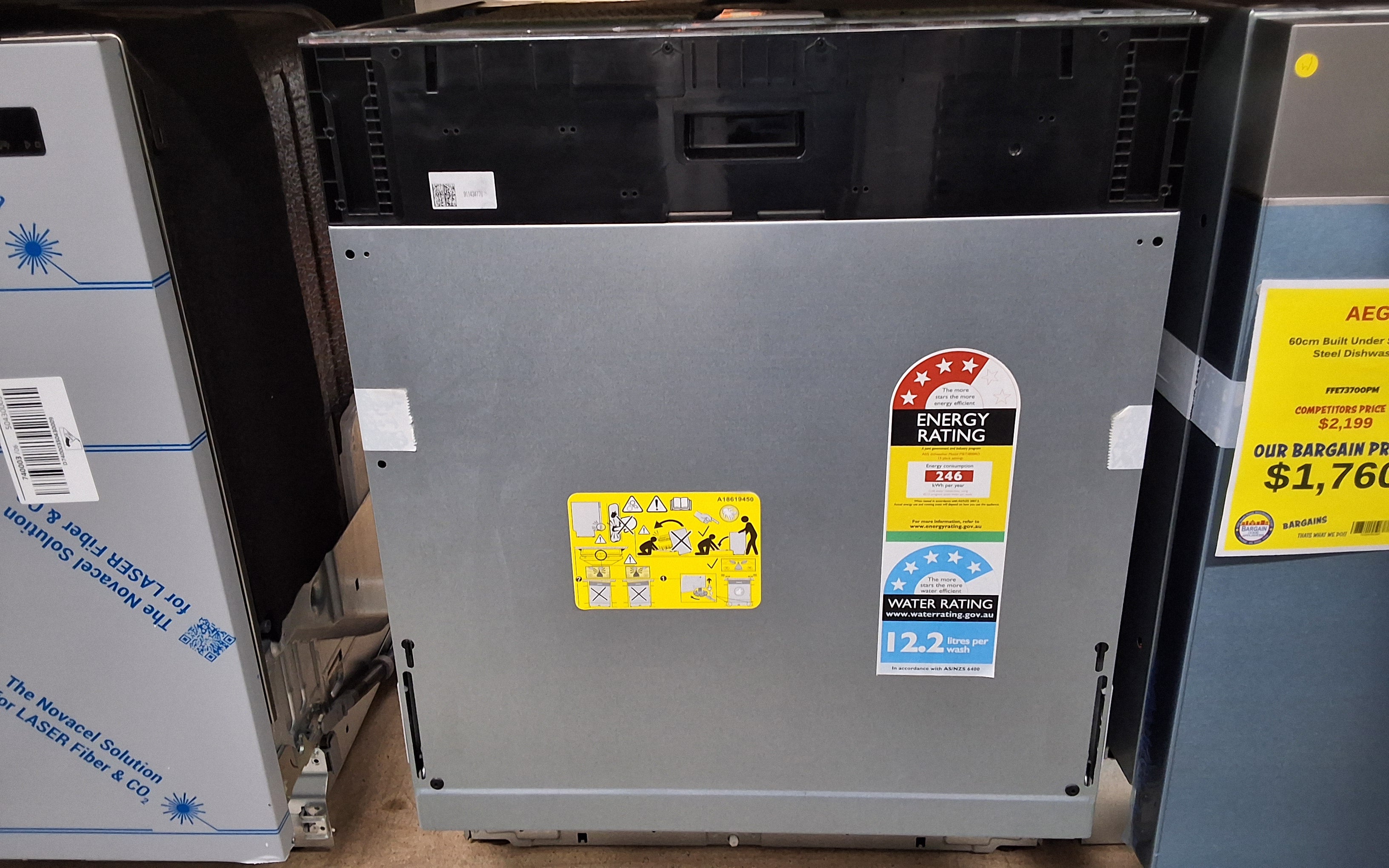 AEG FSE73800RO 600mm Fully Integrated Dishwasher with ComfortRails