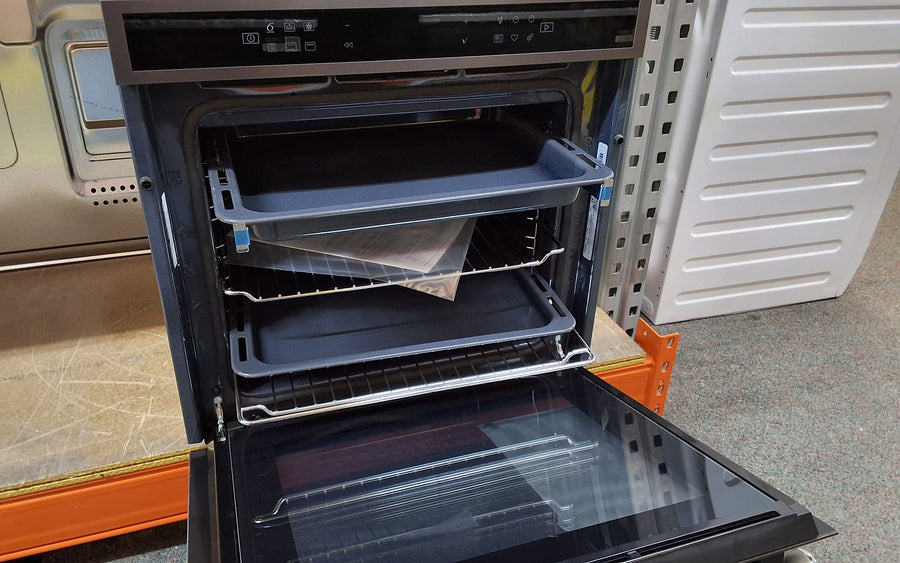 Whirlpool W60MPBSOC 60cm 6th Sense Pyrolytic Built-in Oven In Black Stainless Steel