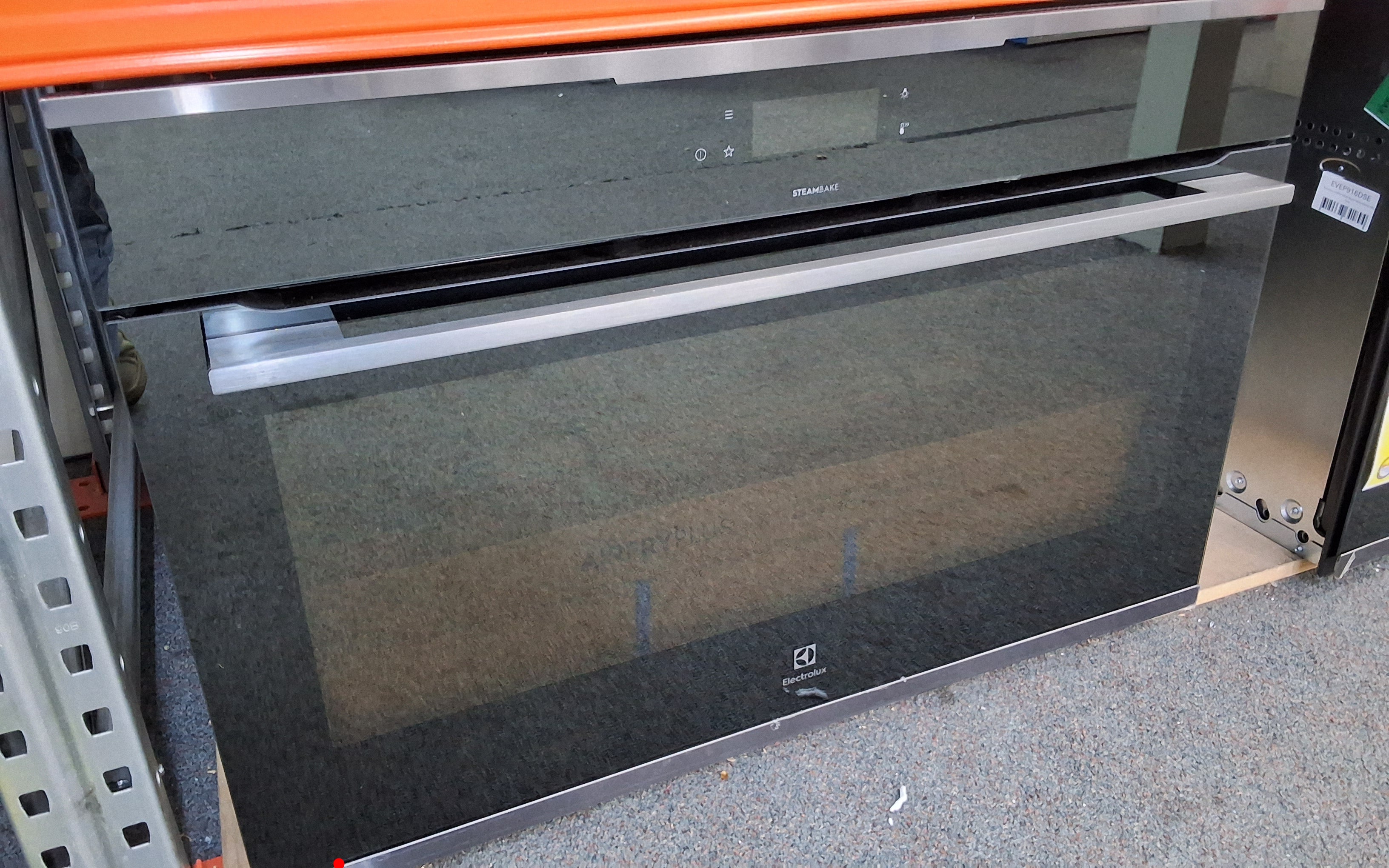 Electrolux EVEP916DSE 90cm UltimateTaste 900 Multifunction Pyrolytic Oven