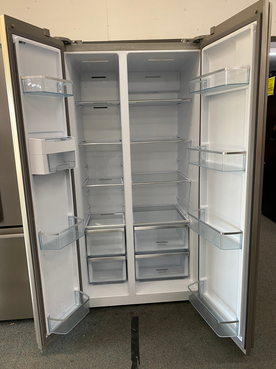 Westinghouse WSE6630SA Side-by-Side-Kühlschrank, 624 l, silberfarben