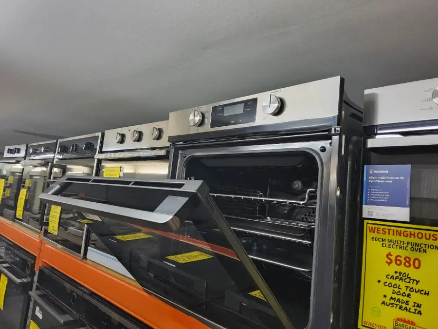 Westinghouse Wve615Sc 60Cm Electric Oven