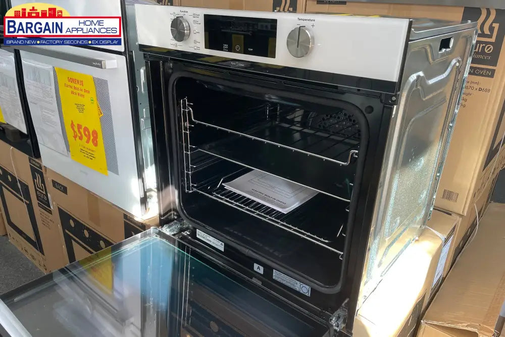 Westinghouse Wvep615Wc 60Cm Multi-Function 10 Pyrolytic Oven White Oven